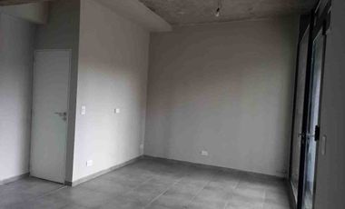 ALQUILER LOCAL AL FRENTE 25 M2