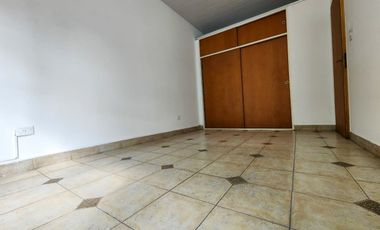VENTA DUPLEX 4 AMB CENTRO DE MORENO