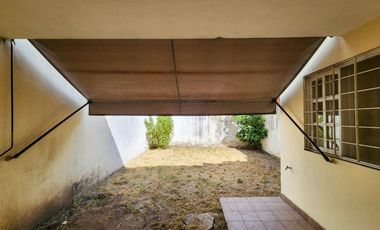 VENTA DUPLEX 4 AMB CENTRO DE MORENO