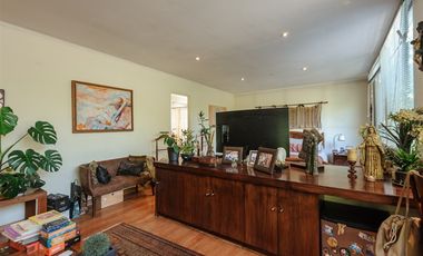 Casa en Venta en Plaza El Bosque/ Jorge Matte Gormaz