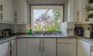 Casa en Venta en Plaza El Bosque/ Jorge Matte Gormaz