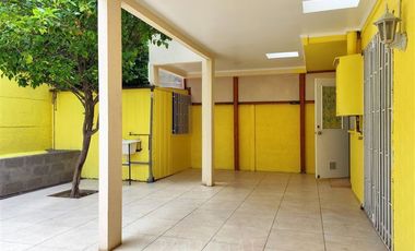 Casa en Venta en Venta Casa 4D 3B 2Est 1Bod, Beira Oriente, Puente Alto