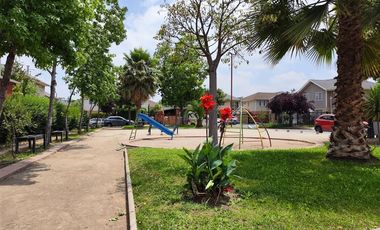 Casa en Venta en Venta Casa 4D 3B 2Est 1Bod, Beira Oriente, Puente Alto