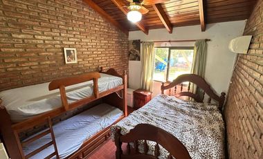 Casa exclusiva con bajada al río en Country Ubajay