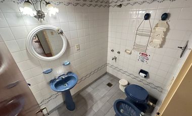 Casa exclusiva con bajada al río en Country Ubajay