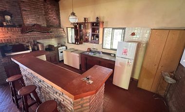 Casa exclusiva con bajada al río en Country Ubajay