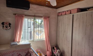 casa venta en Carapachay 5 amb. PERMUTA