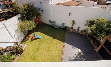 casa venta en Carapachay 5 amb. PERMUTA