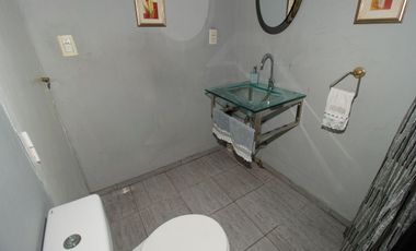 casa venta en Carapachay 5 amb. PERMUTA