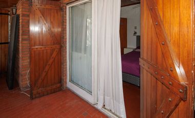 casa venta en Carapachay 5 amb. PERMUTA