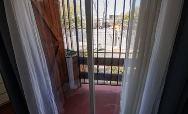 casa venta en Carapachay 5 amb. PERMUTA