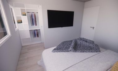 VENTA CASA 4 AMBIENTES VILLA ADELINA