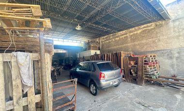 GALPÓN SEMICUBIERTO OFICINA BAÑO LANÚS OESTE