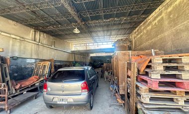 GALPÓN SEMICUBIERTO OFICINA BAÑO LANÚS OESTE