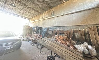 GALPÓN SEMICUBIERTO OFICINA BAÑO LANÚS OESTE