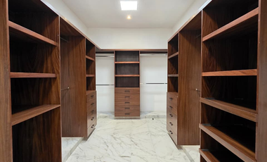 RESIDENCIA EN COTO PRIVADO, ALBERCA, 4 RECÁMARAS, 6.5 BAÑOS, COCHERA 3 AUTOS