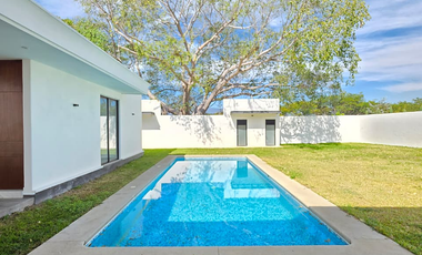RESIDENCIA EN COTO PRIVADO, ALBERCA, 4 RECÁMARAS, 6.5 BAÑOS, COCHERA 3 AUTOS