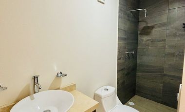 Casa de 4 habitaciones en venta, a unos pasos de Cto. Presidentes / USBI