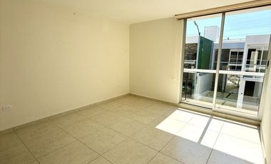 Casa de 4 habitaciones en venta, a unos pasos de Cto. Presidentes / USBI