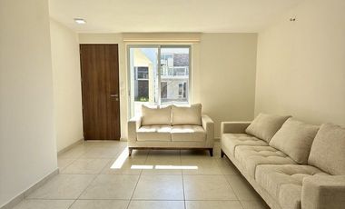 Casa de 4 habitaciones en venta, a unos pasos de Cto. Presidentes / USBI