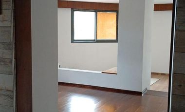 USO COMERCIAL: CASA DE 200M2 CUBIERTOS - 4 DORM - TERRAZAS.