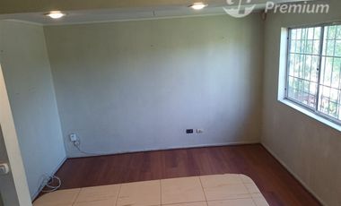 Casa en Arriendo en belloto 2000