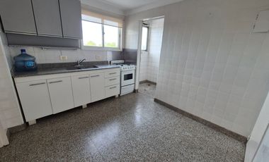 Departamento 4 ambientes en Banfield Oeste
