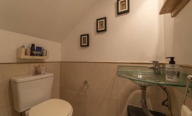 VENTA TRIPLEX 3 AMBIENTES CON COCHERA OLIVOS