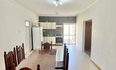 SE VENDE CASA PATIO/PILETA Y QUINCHO EN PRADERA II