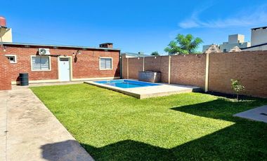SE VENDE CASA PATIO/PILETA Y QUINCHO EN PRADERA II