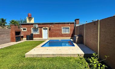 SE VENDE CASA PATIO/PILETA Y QUINCHO EN PRADERA II