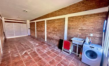 SE VENDE CASA PATIO/PILETA Y QUINCHO EN PRADERA II