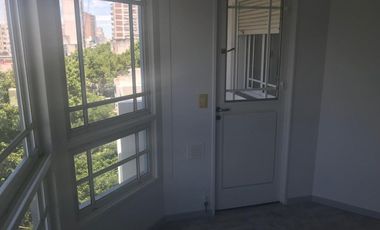 ALQUILER 2 AMBIENTES RAMOS MEJIA CON BALCON