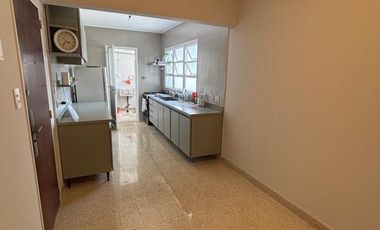 DEPTO 5 AMB EN ALQUILER EN OLIVOS CON BALCON