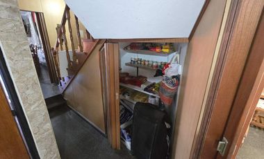 VENTA HERMOSA CASA DE 3 D EN VILLA ARGENTINA