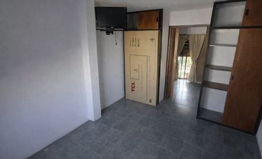 VENTA HERMOSA CASA DE 3 D EN VILLA ARGENTINA