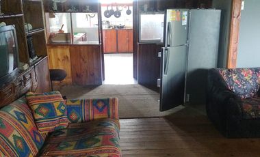 Se vende casa con destino habitacional o comercial