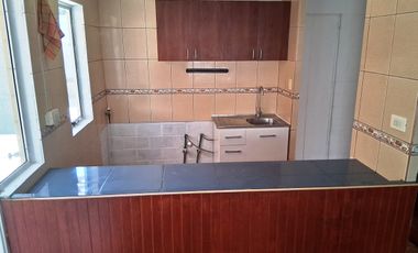 SE ARRIENDA CASA 2 PISOS EN LIMACHE