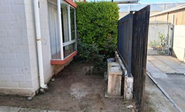 SE ARRIENDA CASA 2 PISOS EN LIMACHE