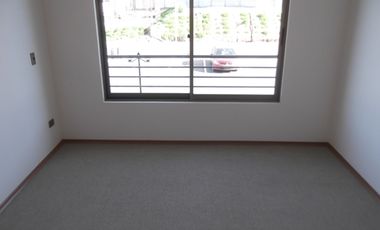 SE ARRIENDA DEPARTAMENTO EN LOS PINOS