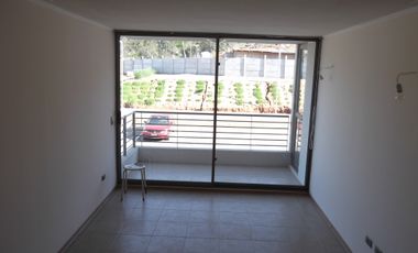 SE ARRIENDA DEPARTAMENTO EN LOS PINOS