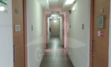 Venta Oficina Amoblada. Piso 4. Metro Lo Vial. San Miguel