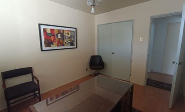 Se vende Oficina en pleno centro de Valparaiso.