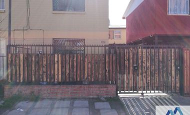 Casa en venta c/ estacionamiento en Malloco