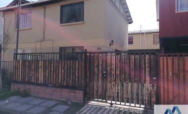 Casa en venta c/ estacionamiento en Malloco