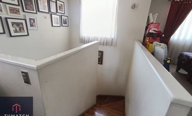 Casa en venta c/ estacionamiento en Villaseca