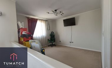 Casa en venta c/ estacionamiento en Villaseca