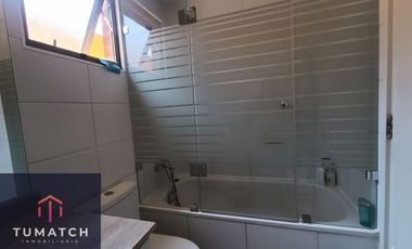 Casa en venta c/ estacionamiento en Villaseca