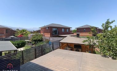 Casa en venta c/ estacionamiento en Villaseca