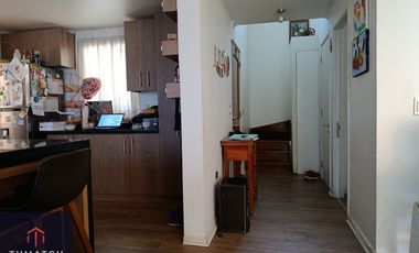 Casa en venta c/ estacionamiento en Villaseca